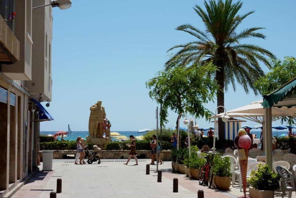 Coma-Ruga Beach Apartment Tarragona Luaran gambar